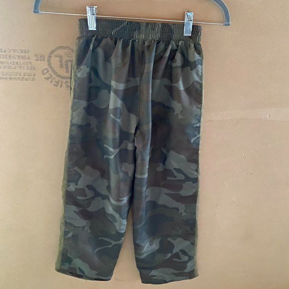 CAMO
FIVE STAR TRACK PANTS SIZE M/8 - Picture 2 of 5
